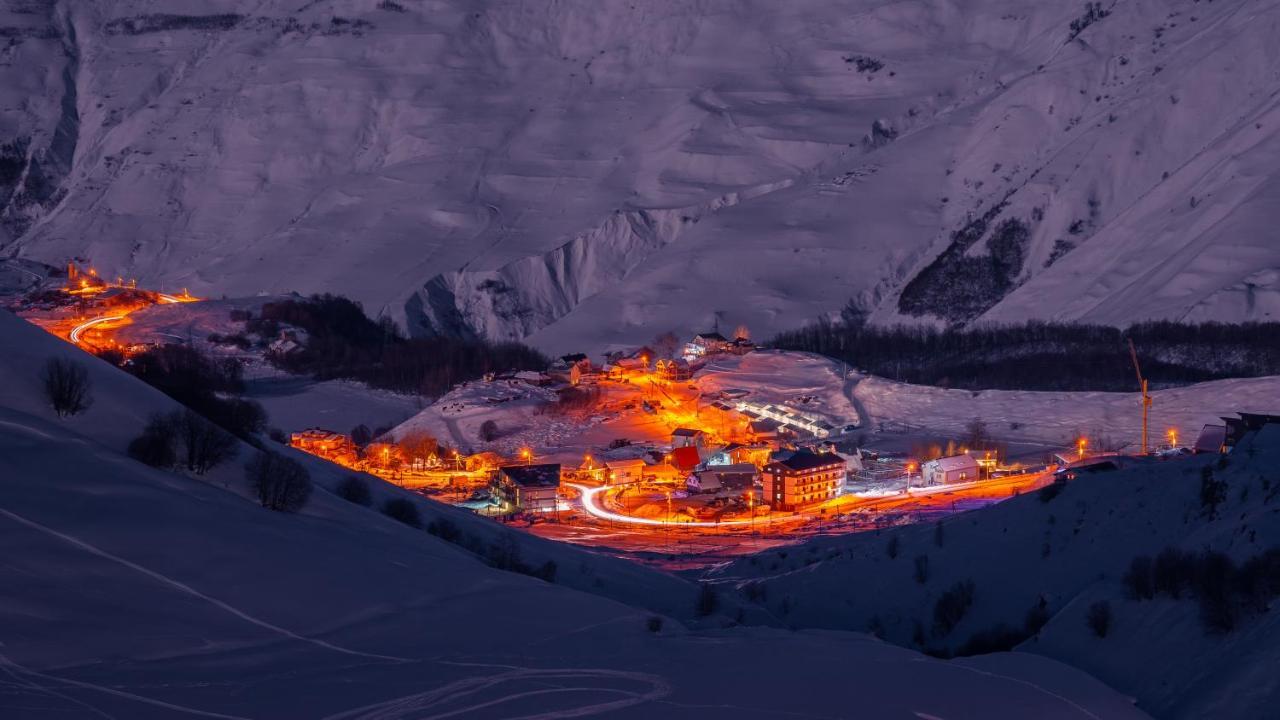 Gudauri Mountain Views Apartment Bagian luar foto