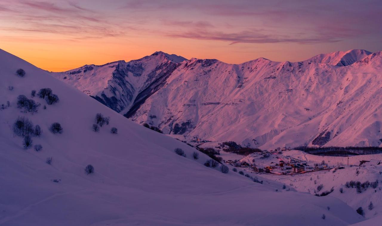 Gudauri Mountain Views Apartment Bagian luar foto